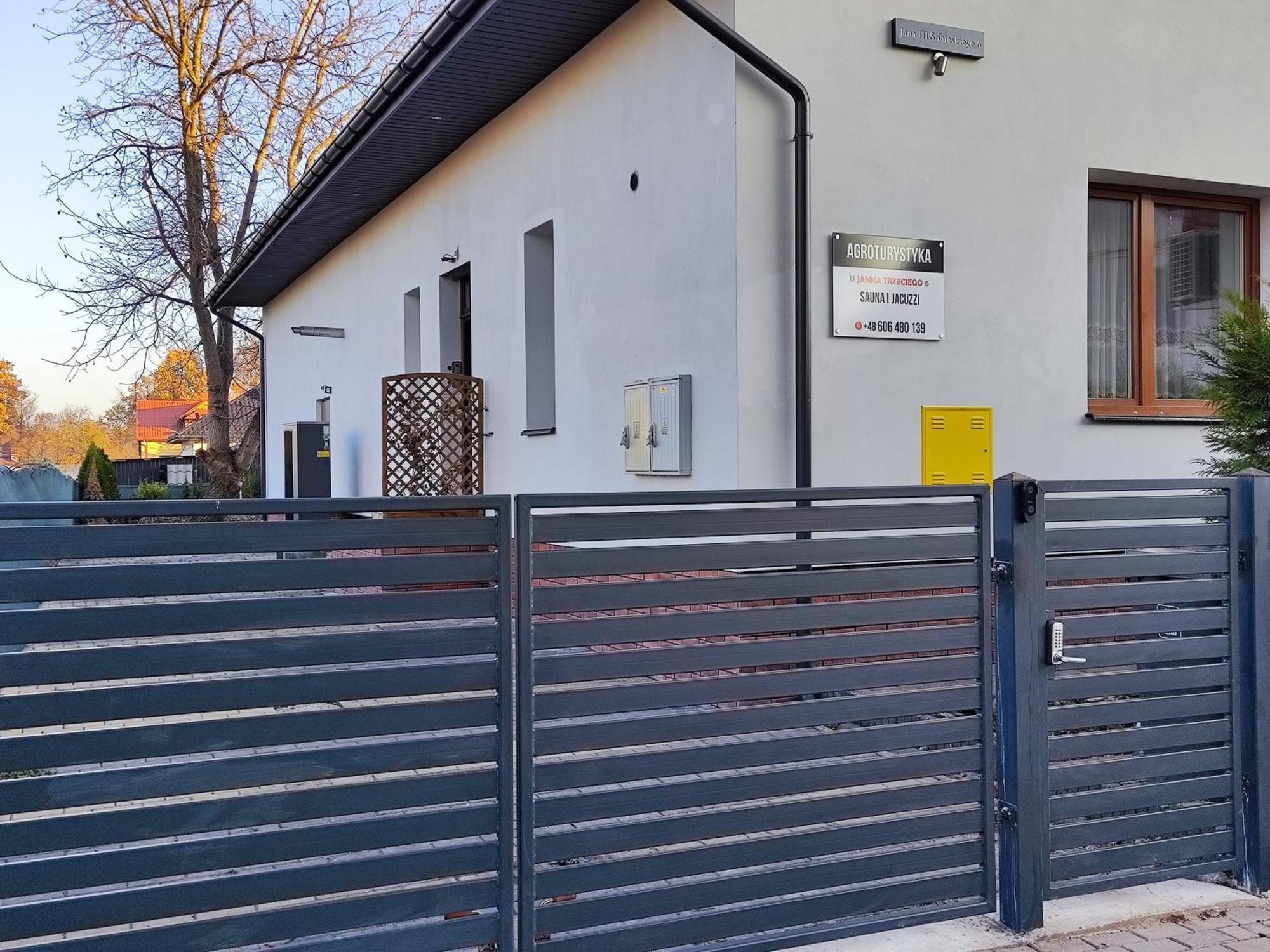 U Janka Trzeciego 6 Sauna & Jacuzzi Oleszyce Esterno foto
